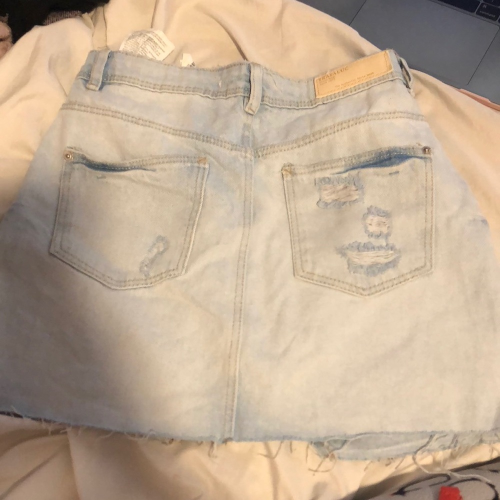 Zara Light Wash Distressed Denim Skirt - Picture 5 of 5